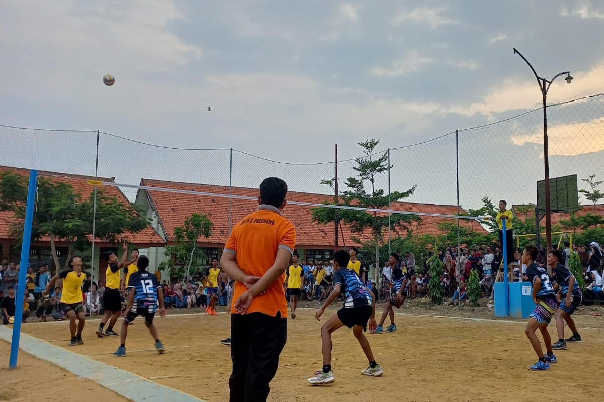 Read more about the article SEMI FINAL SMANSAGA CUP