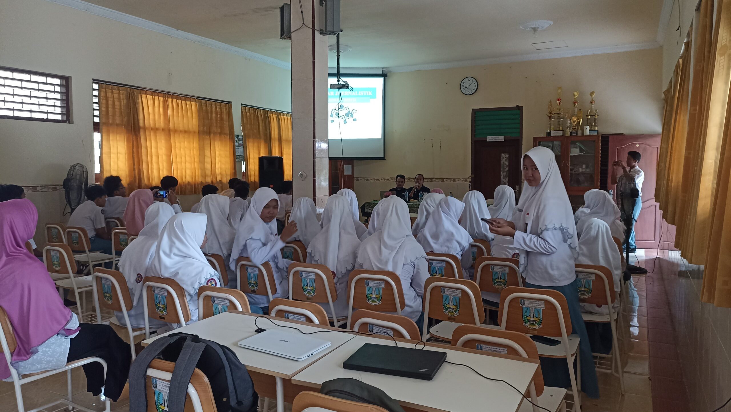 Read more about the article SISWA Mengenal JURNALISTIK