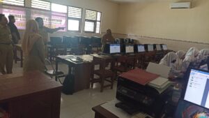 Pelaksanaan OSNK Di Tinjau Langsung Oleh Kacabdin Wilayah Pamekasan