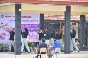 Ajang Kreasi Siswa Dalam Lomba Senam Irama/Senam Kreasi