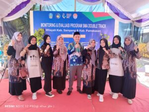 Partsipasi SMAN 1 Galis dalam Monitoring dan Evaluasi Program Double Track (DT) 2024