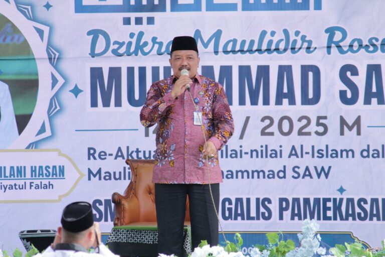 Peringatan Maulid Nabi Muhammad SAW SMA Negeri 1 Galis Pamekasan, Di Hadiri oleh Kepala Cabang Dinas Pendidikan Wilayah Pamekasan